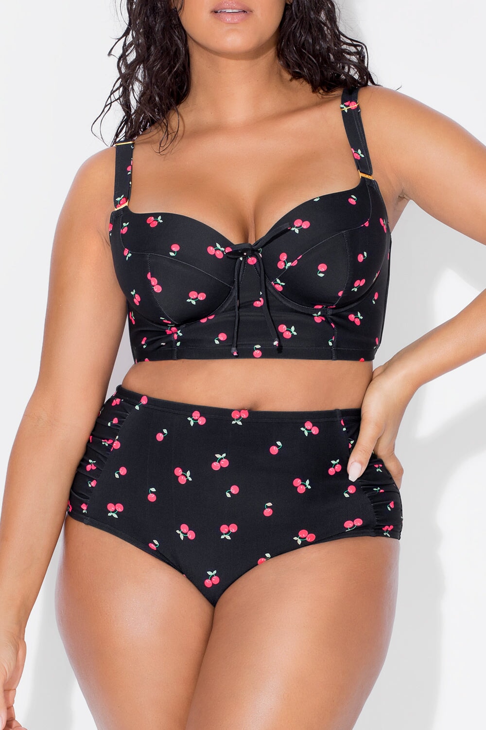 Long Lined Underwire Bikini Top in Cherry Print Size 34DDD By Smart and Sexy Long Lined Underwire Bikini Top in Cherry Print Size 34DDD By Smart and Sexy
