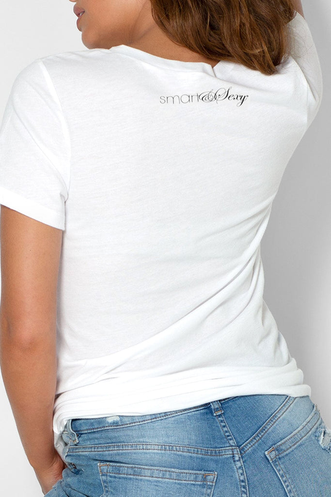 Empowered Graphic V-Neck Shirt | Empowered SLEEPWEAR SAS 