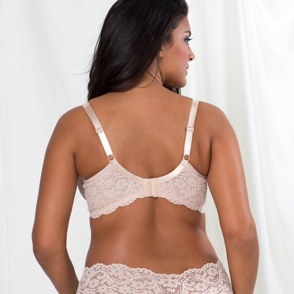 Curvy Signature Lace Underwire Bra With Added Support | In The Buff Lace INT SAS 